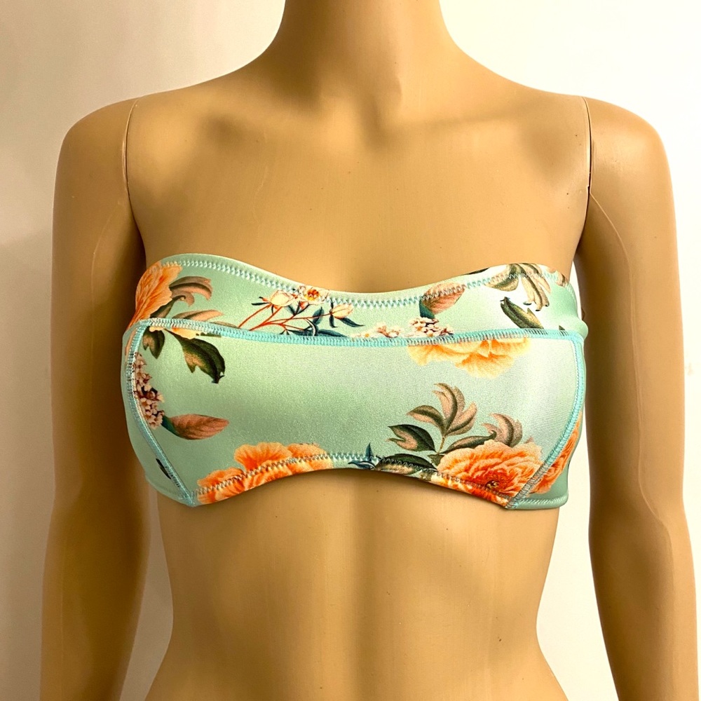 Triangl Bikini Top